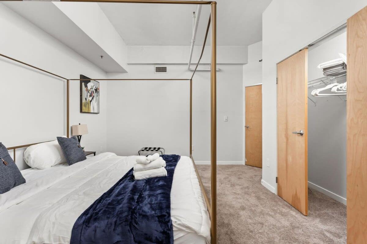 Modern Downtown Apartment 2Br 2Ba By Cozysuites Индианаполис Экстерьер фото